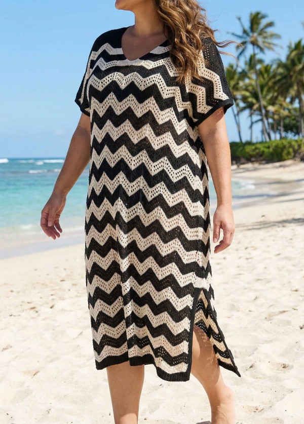 Black And White Geometric Slit Hem Cutout Swimsuit Cover Up