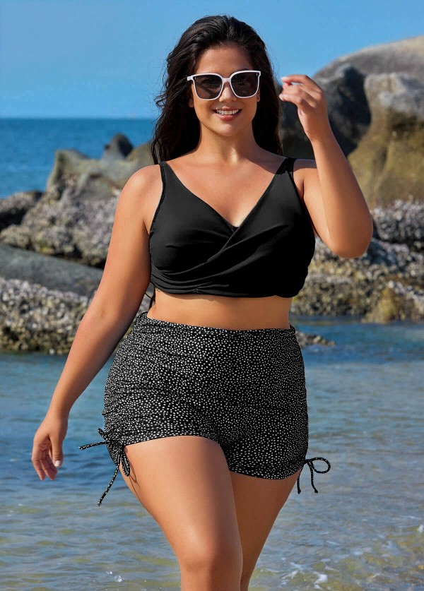 Black Twisted Front Fashion Plus Size Bikini Top