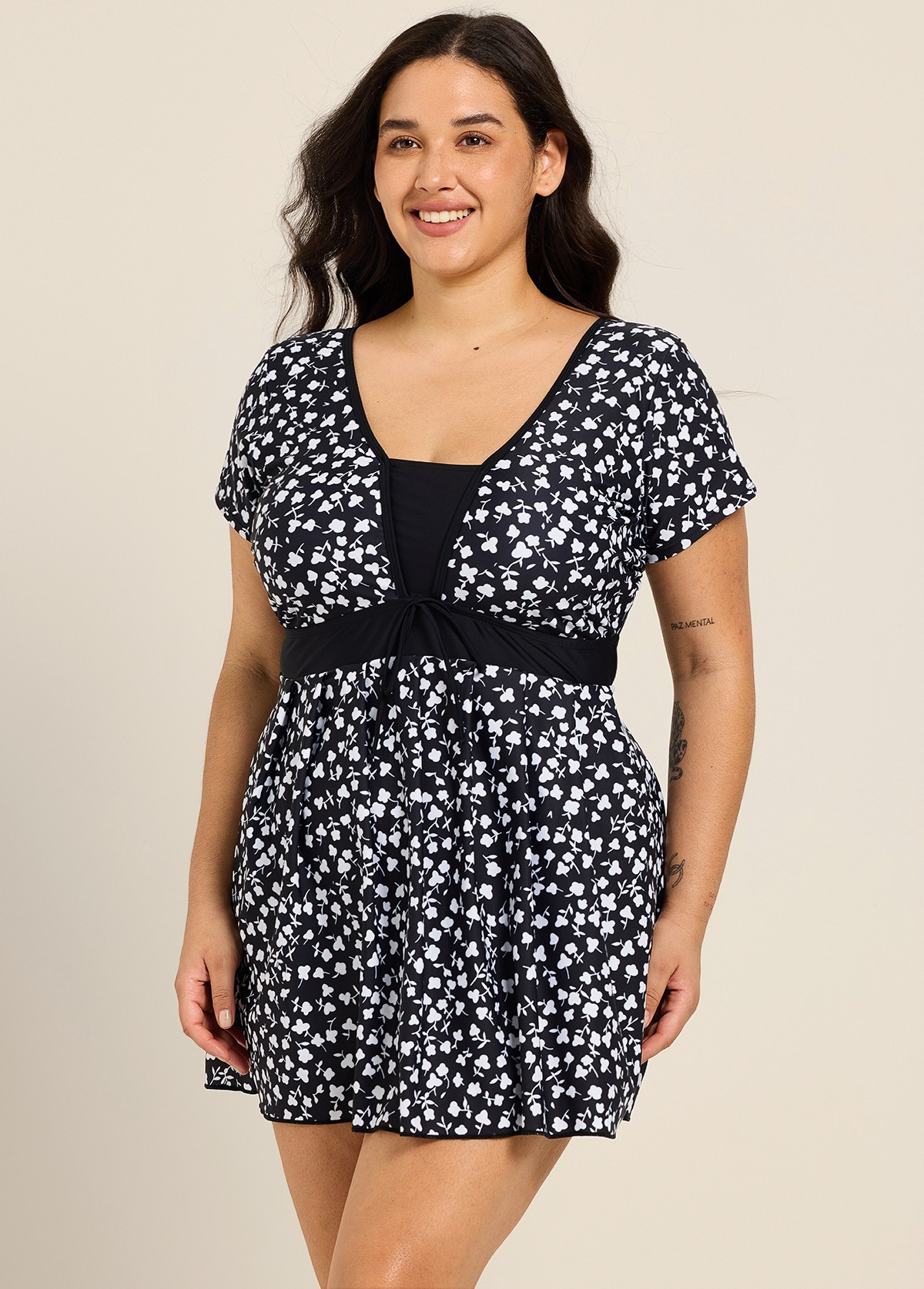 Black Floral Short Sleeves Modest Padded Curvy Women's Swimsuit Swimdress Top