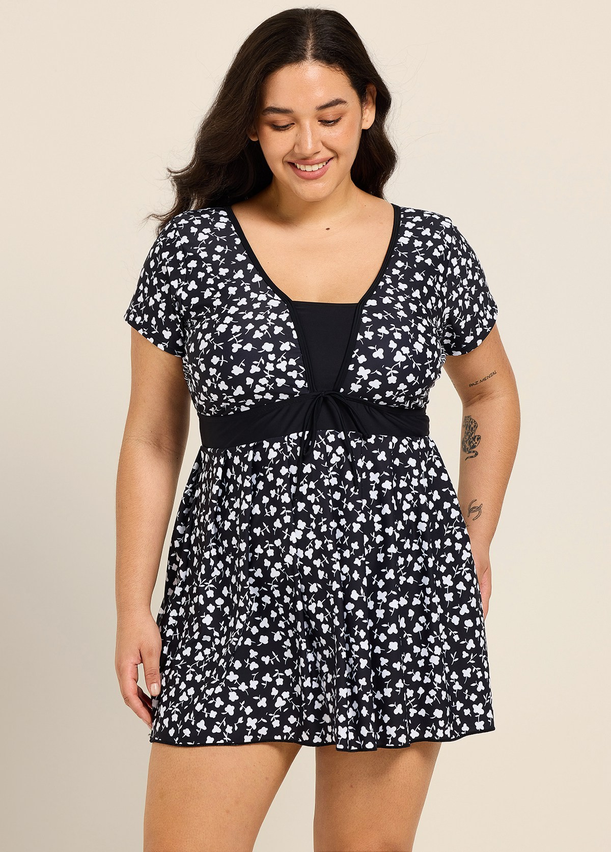 Black Floral Short Sleeves Modest Padded Curvy Women's Swimsuit Swimdress Top