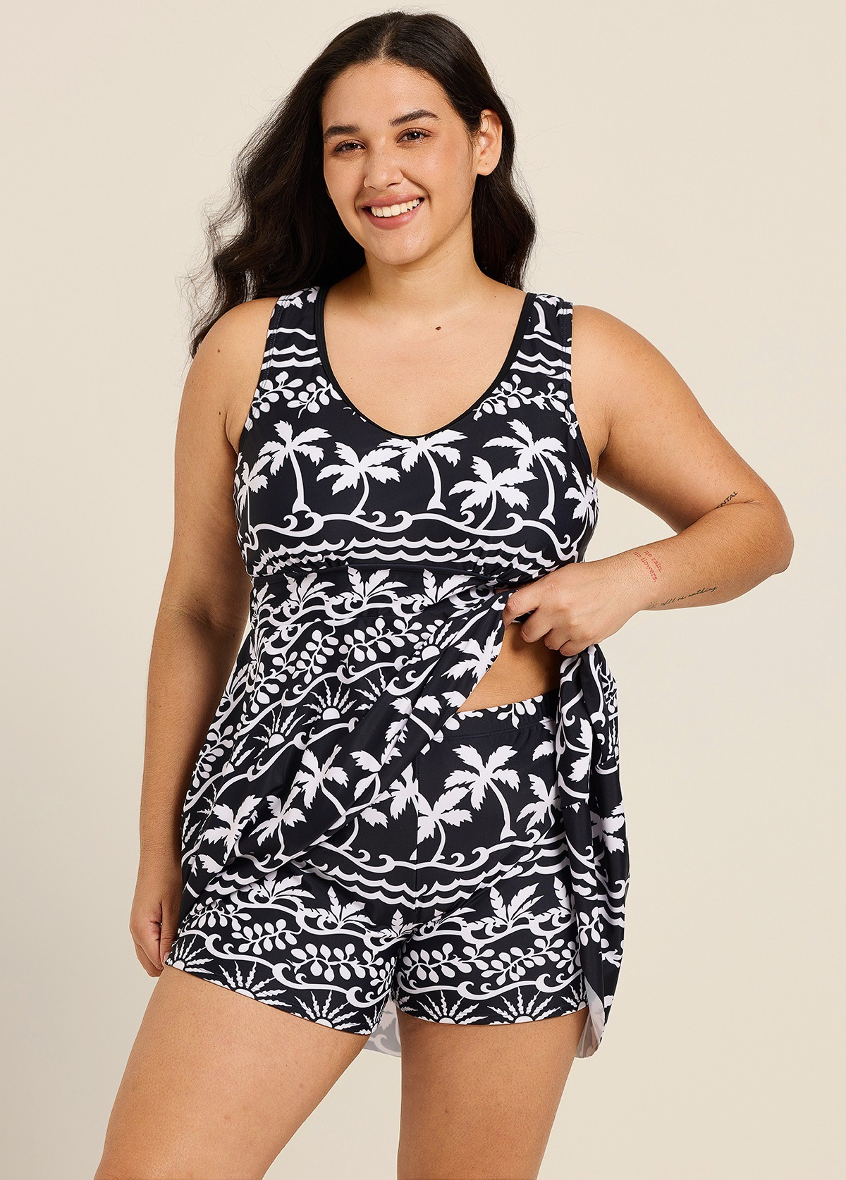 Black White Tropical Print Sleeveless Modest Padded Cross Back Plus Size Swimsuit Swimdress Set