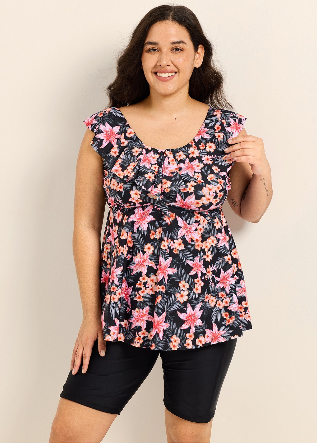 Black Pink Floral Print Scoop Neck Built In Bra Ruffle Plus Size Women's Swimsuit Tankini Top