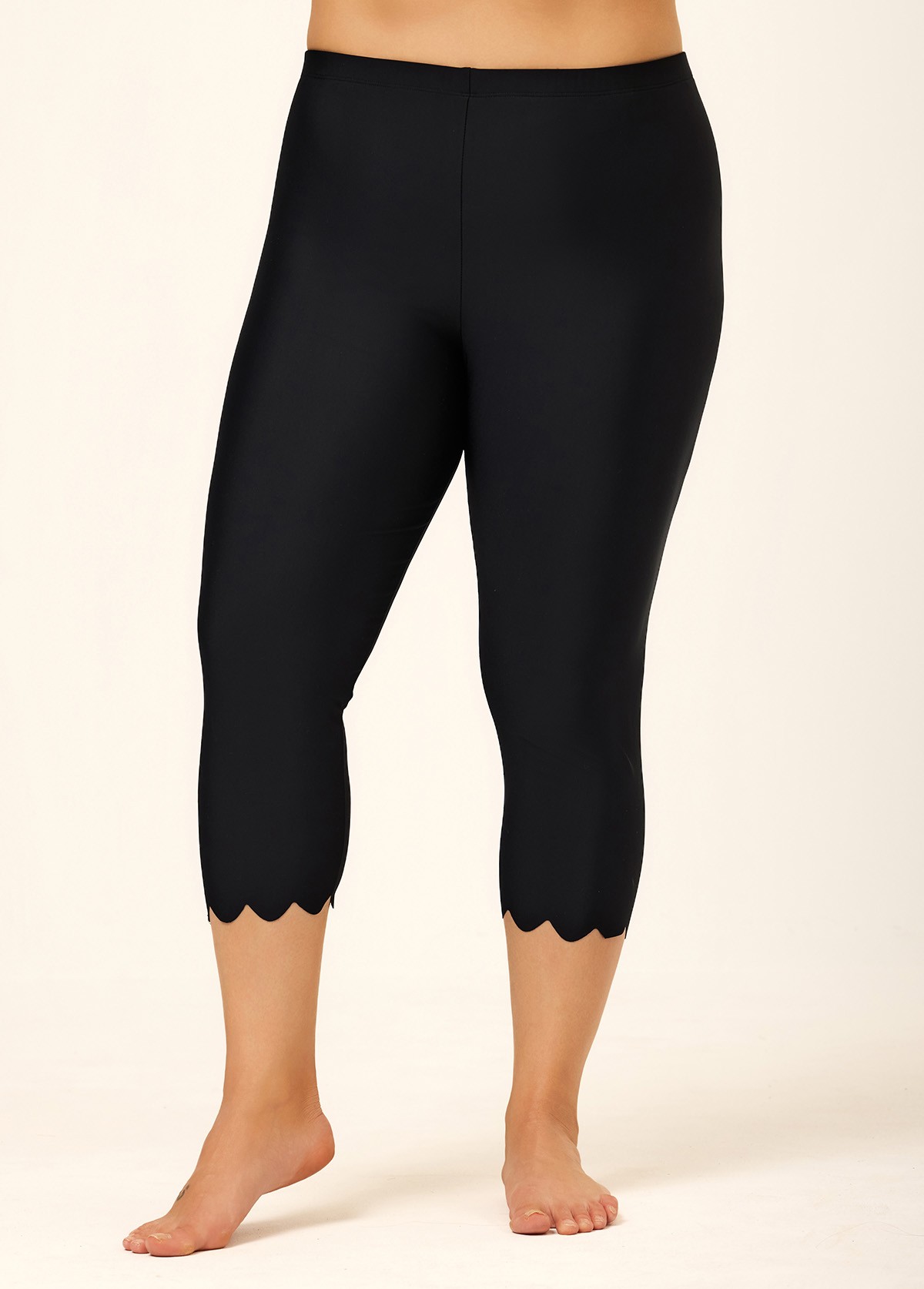 Black Plus Size Modest Women's Cropped Ruffled Swimsuit Pants