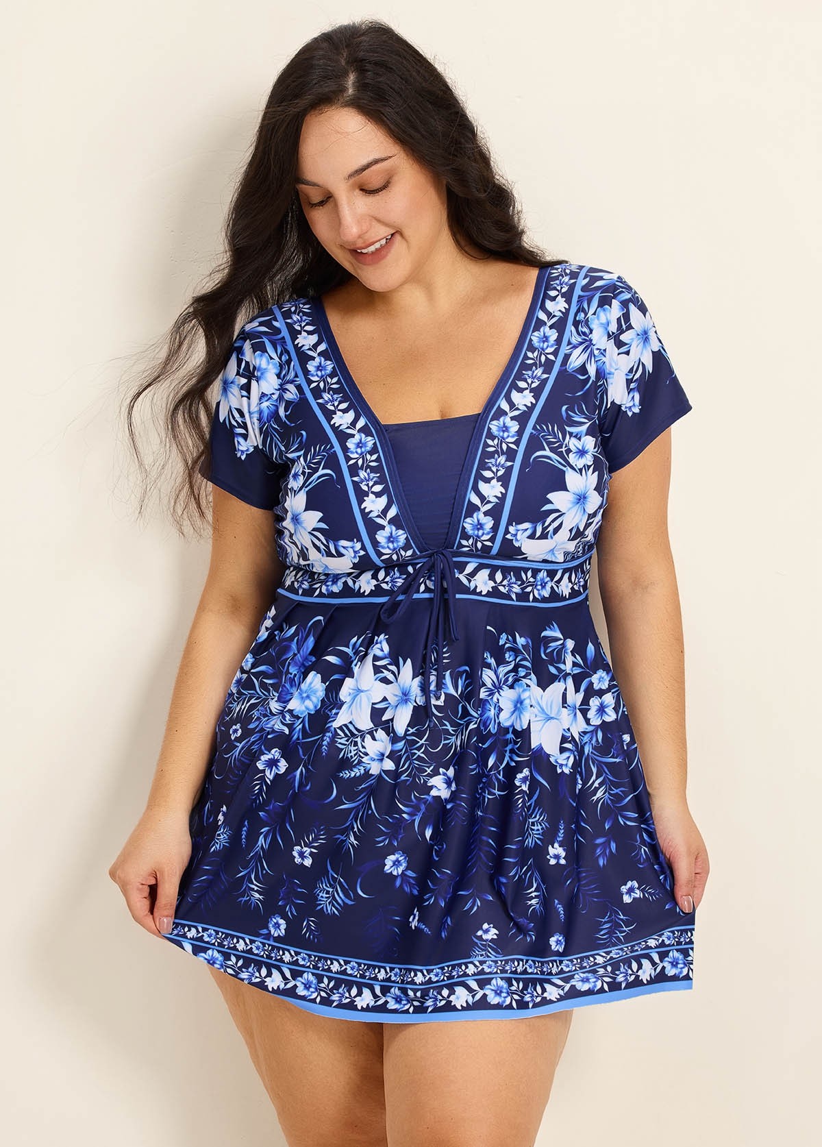 Blue Floral Short Sleeves Vintage Padded Plus Size Women's Swimsuit Swimdress Top