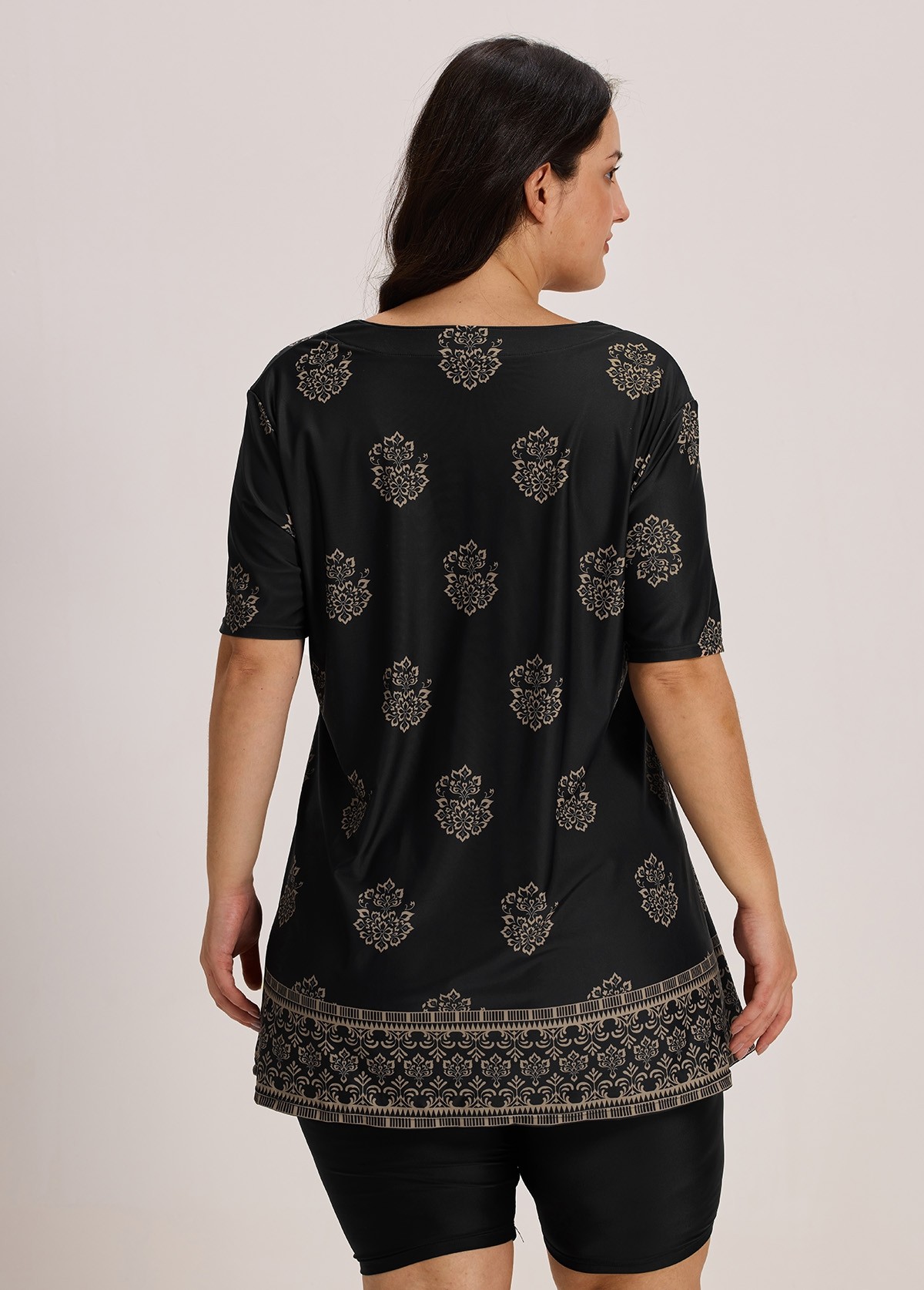 Curvy Black Floral V Neck Loose Short Sleeves Swimsuit Tankini Top